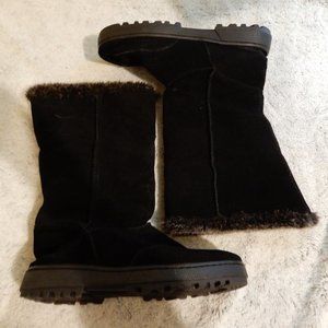 winter boot black fur lined size 8
